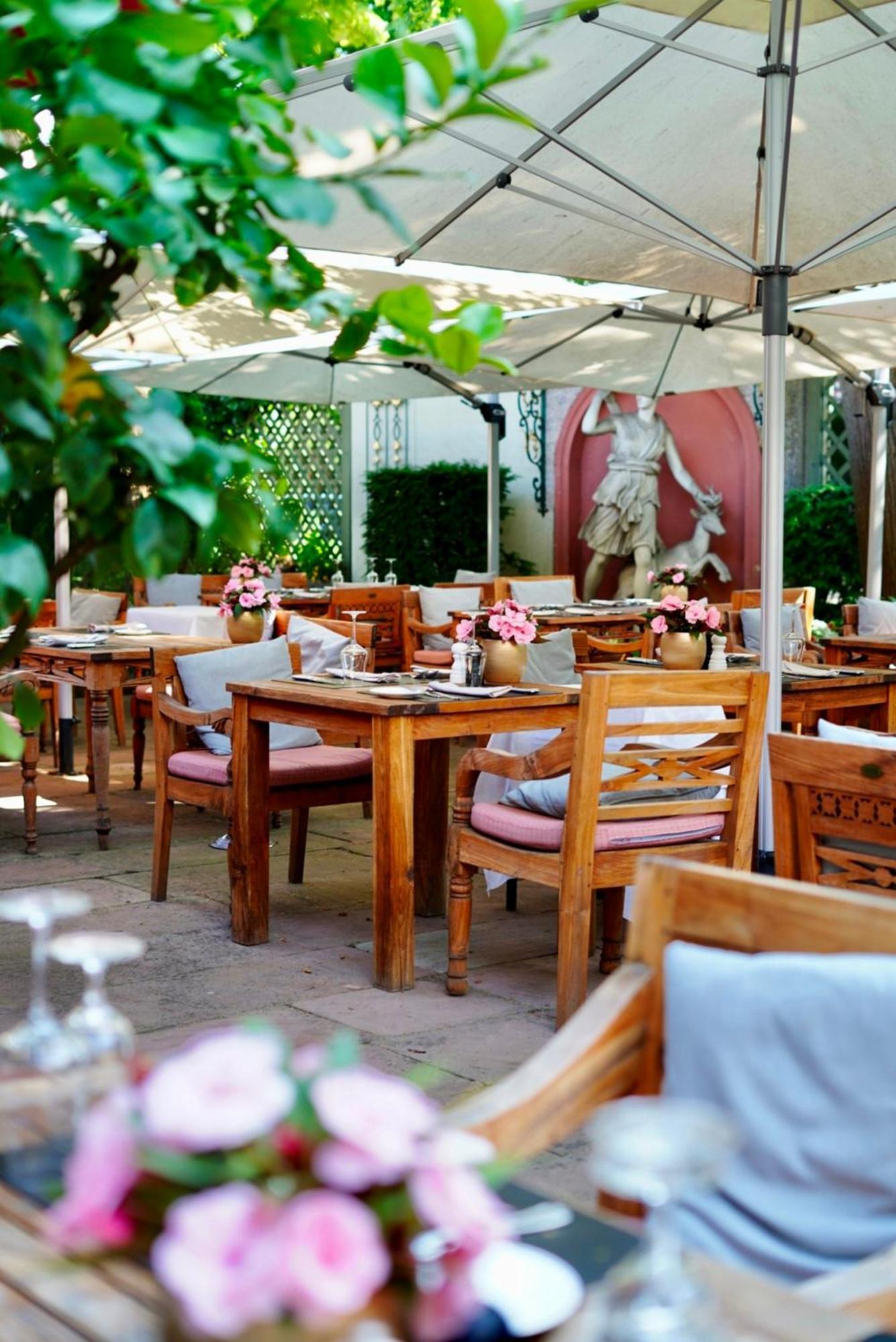 Hotel-Restaurant Erbprinz Ettlingen Bagian luar foto